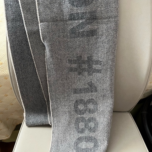 V. FRAAS cashmere scarf - natural - Picture 6 of 12